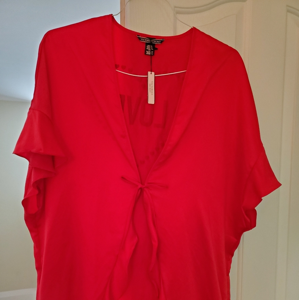 Victoria's Secret satin red robe (Love)